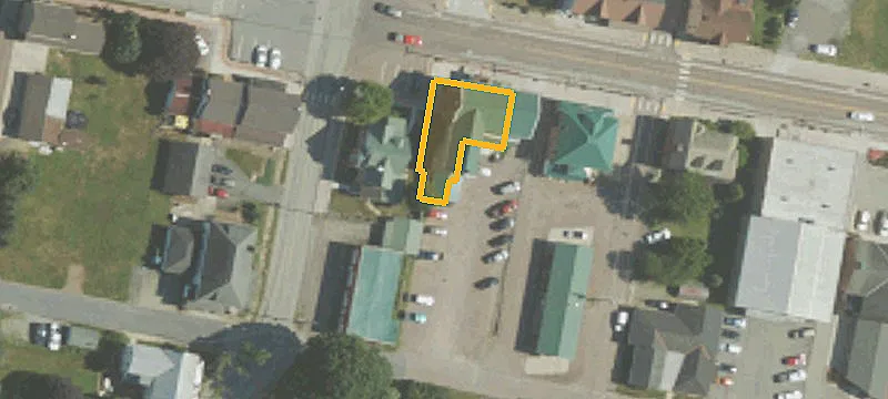302 Main St