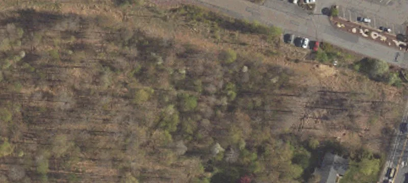 Crestwood Dr