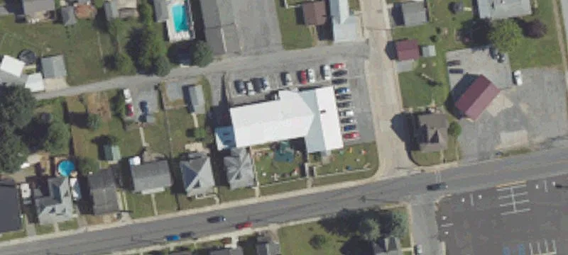 725 Main St