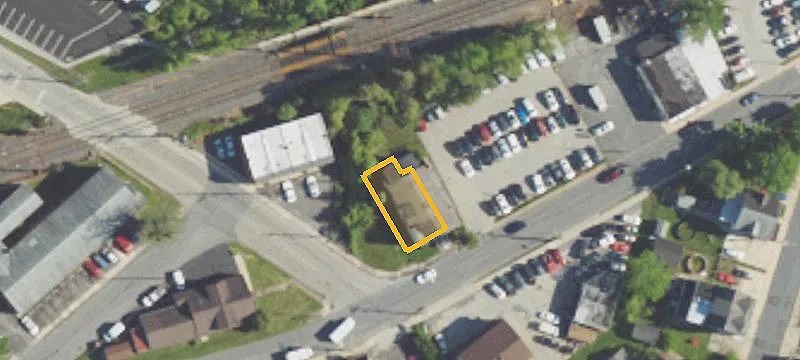 44 Yale Ave