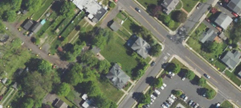 915 Walnut St
