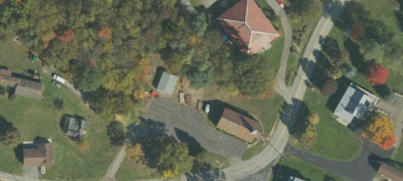 604 Listie Rd