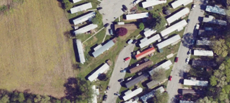 1124 Lk Rd