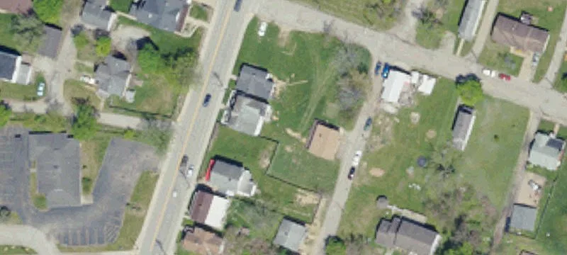 220 Rdg Ave