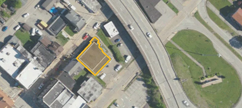 216 2nd Ave