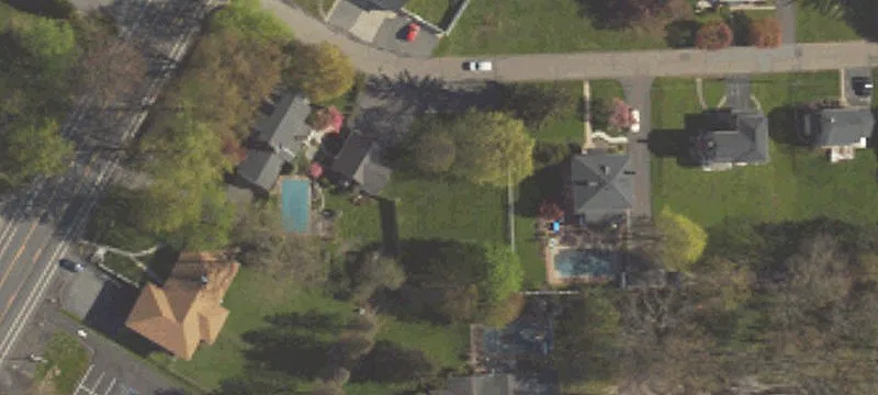 37 Lee Ave