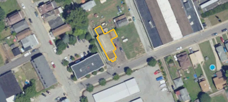 831 Mcintire Way