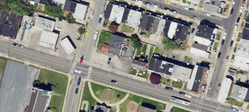 4th St