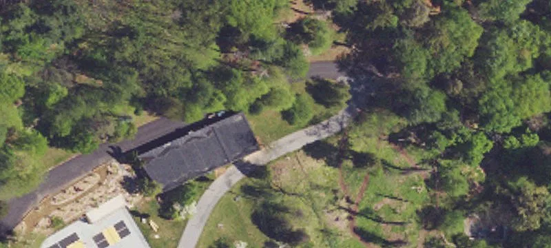 100 Oak Dr