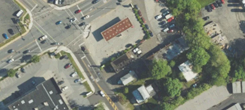 343 Oak Ln