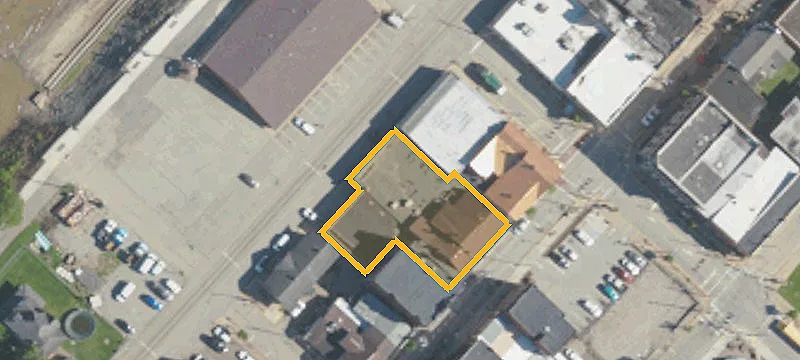 108 2nd Ave