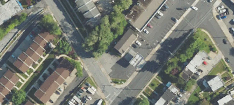 1898 Delmar Dr