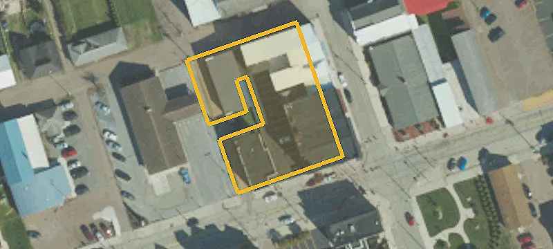 Main St