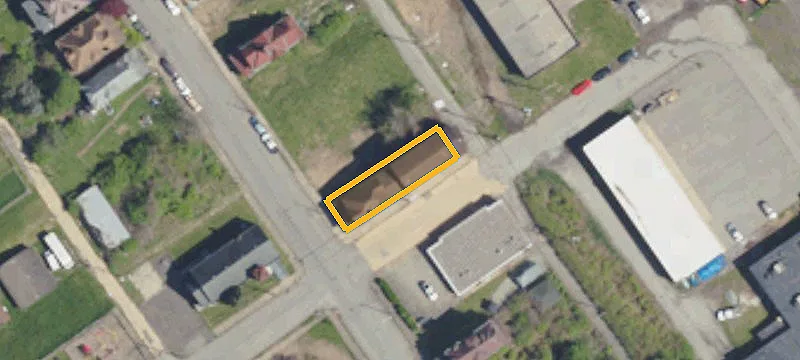 100 2nd St