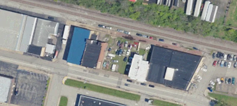 1 Donner Ave