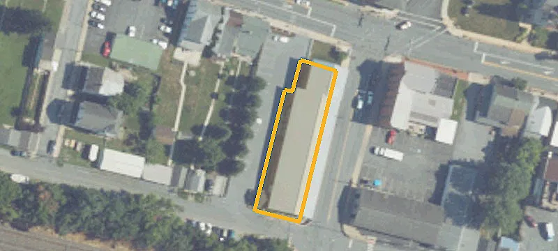 100 Main St