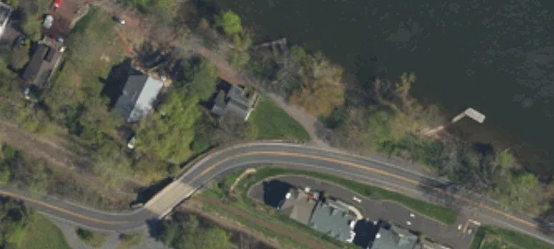 Riv Rd