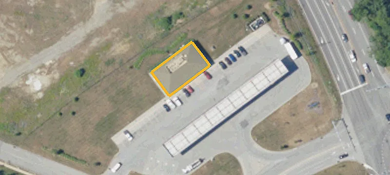 135 Lindsay Rd