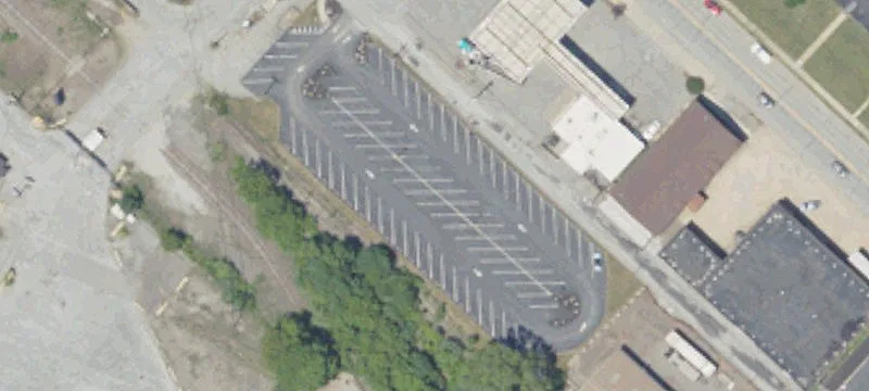 Railroad Ave