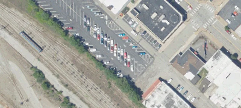 Railroad Ave