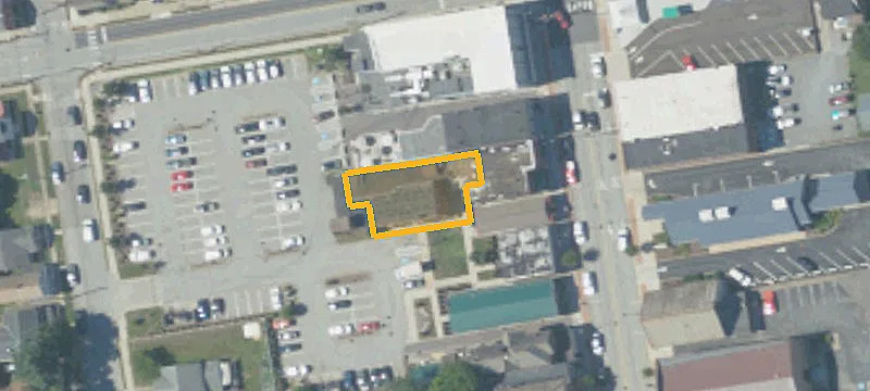 106 Main St
