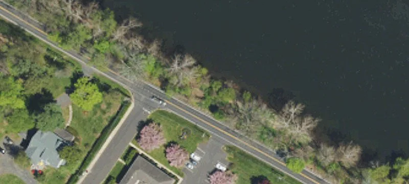 Riv Rd