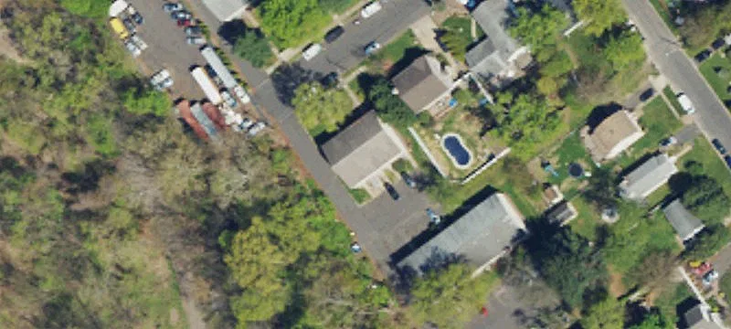 Woodland Ave