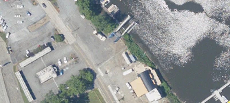 Riverside Dr
