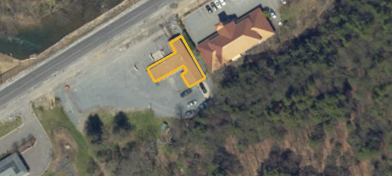 659 Blakeslee Blvd E Dr