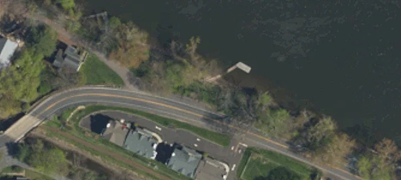 Riv Rd