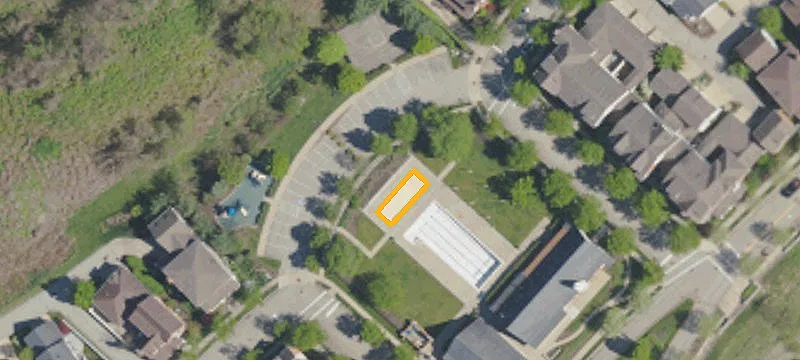 1425 Parkview Blvd