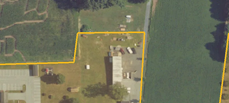 1590 Newport Rd