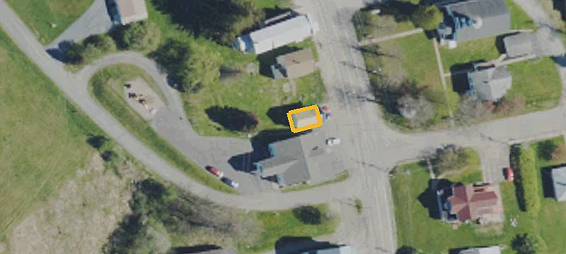 915 Main St