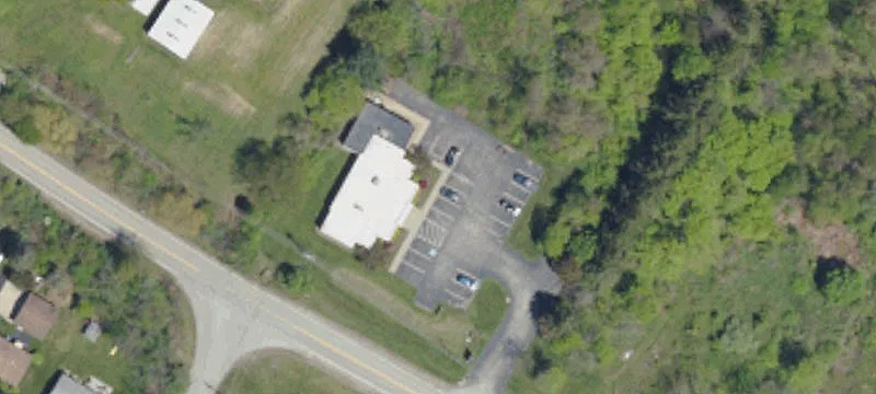 921 Ctr Ave