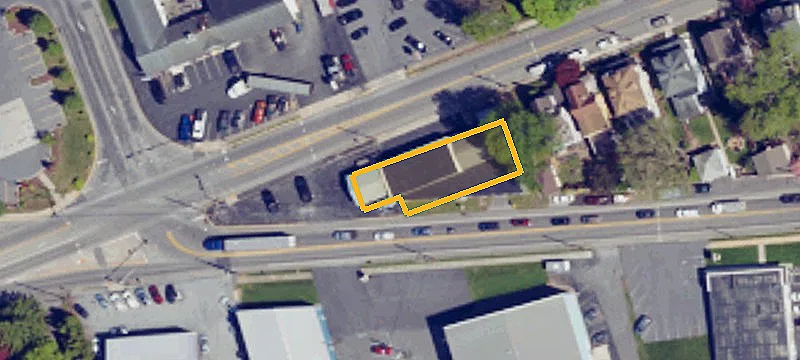 629 Main St