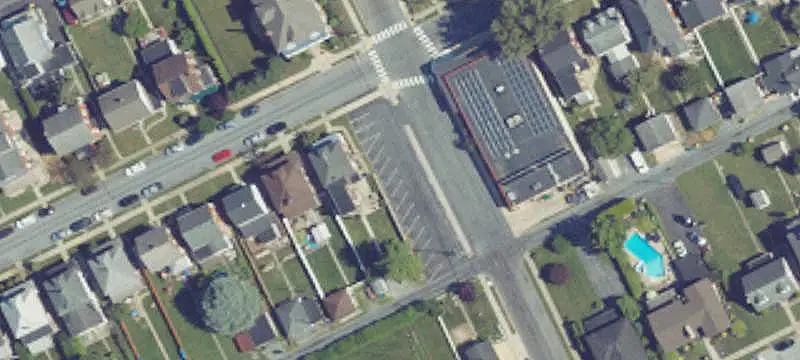 236 Caracas Ave