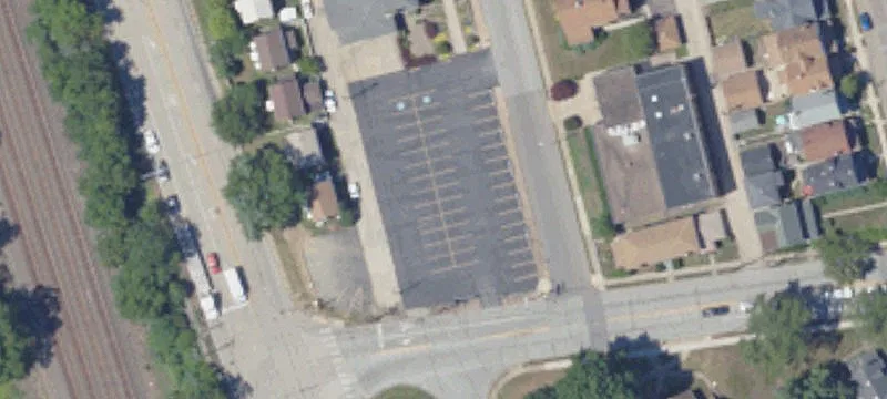 833 Kennedy Dr