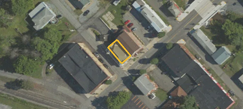 128 Sunshine Ave