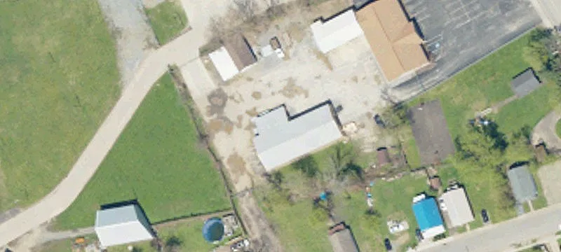 6 Kingsbury Ave