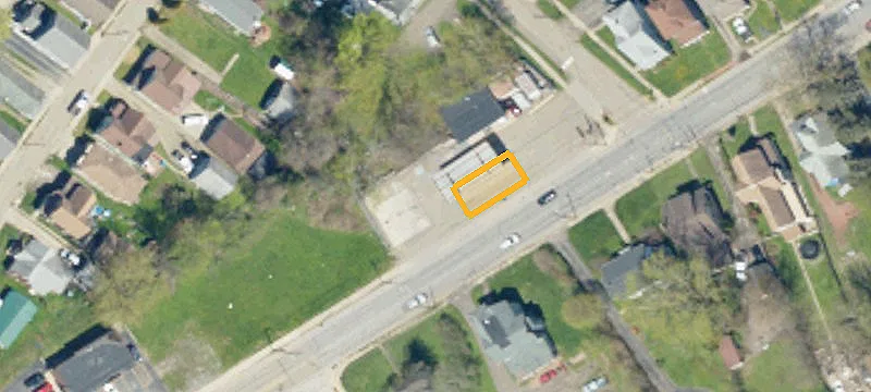 225 Main St