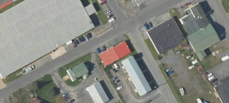 800 Maple St