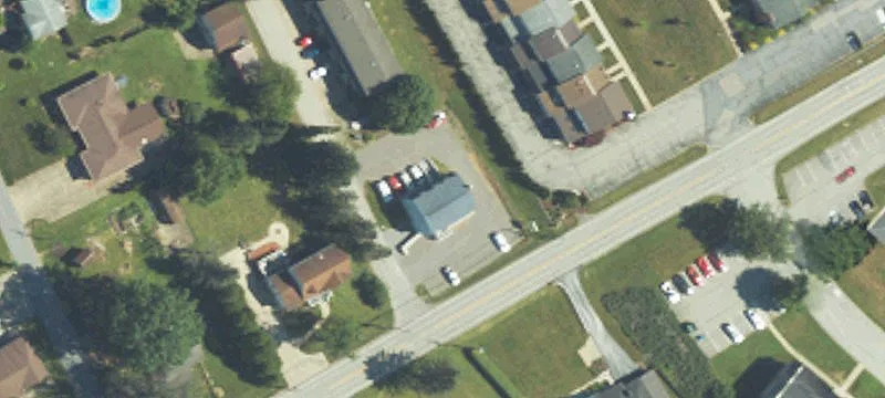2110 Warren Rd