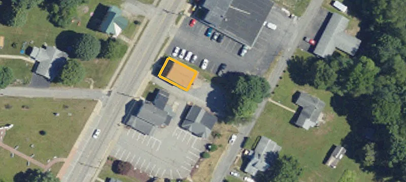 776 Main St