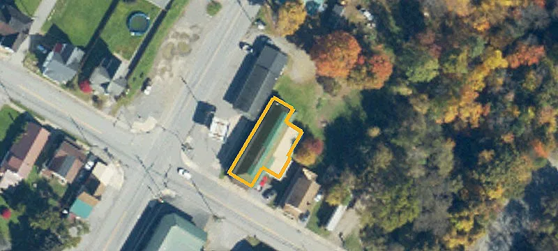 62 Main St