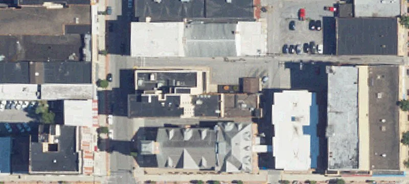 11 2nd St