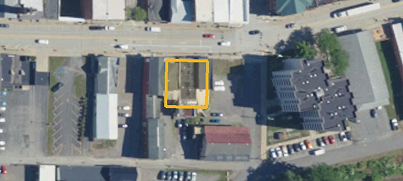 352 Broad St