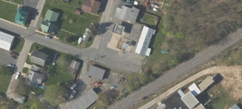 215 Pickwick St