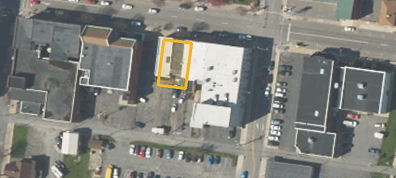 228 Main St