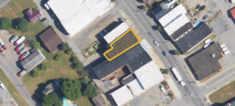 333 12th E Main St