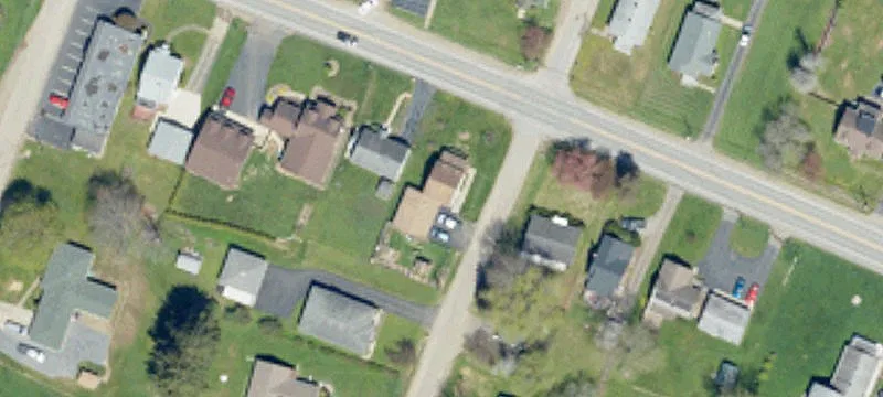 68 Derrick Rd